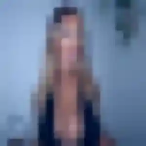 Rejoins Ornella, 32 ans à Saint-Maurice-des-Lions gratuitement