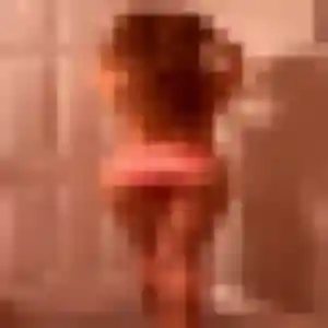 Photo de Karima à Saint-Médard-de-Mussidan (44 ans) - plan cul anonyme