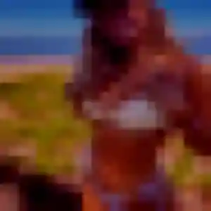 Suzanne, 35 ans, dispo pour plan cul à Saint-Mesmin
