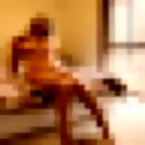 Zina, 37 ans, connectée à Saint-Mesmin pour un plan cul