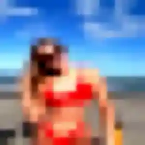 Photo de Nelly à Saint-Nic (25 ans) - plan cul gratuit