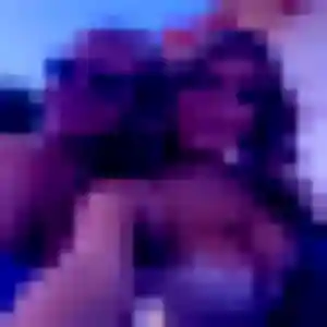 Dina, femme de 26 ans propose plan cul à Saint-Nicolas