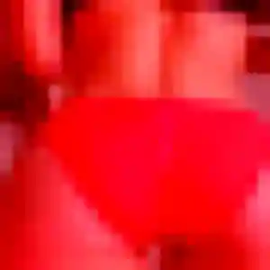 Chiara, femme de 37 ans cherche plan cul à Saint-Offenge