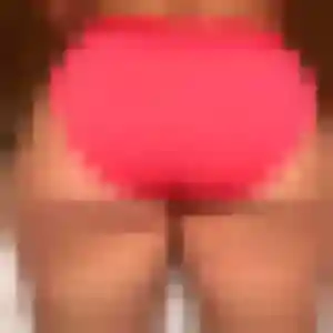 Contacte Sandrine, 42 ans à Saint-Palais en privé