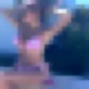 Contacte Solene, 22 ans à Saint-Pardoux-du-Breuil en privé