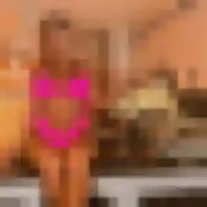 plan cul à Saint-Parize-le-Châtel : photo de Aurelie, 32 ans - inscription gratuite