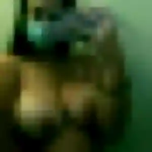 Karen, fille de 29 ans cherche plan cul à Saint-Paul-en-Forêt