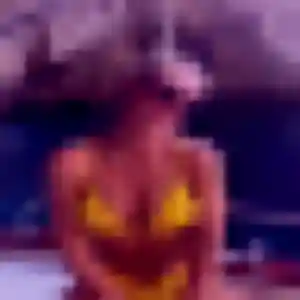 Rejoins Margot, 23 ans à Saint-Pierre-de-Bailleul gratuitement