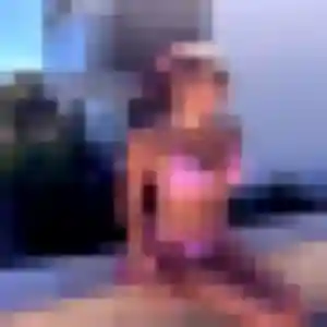 Photo de Lina à Saint-Pierre-de-Chandieu (44 ans) - plan cul gratuit