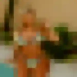 Profil de Ibtissam à Saint-Pierre-de-Chignac (30 ans) - plan cul gratuit