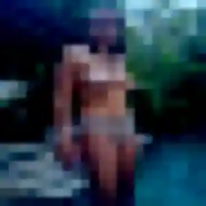 Sexy Celia, 30 ans à Saint-Pierre-de-Manneville - voir sa photo