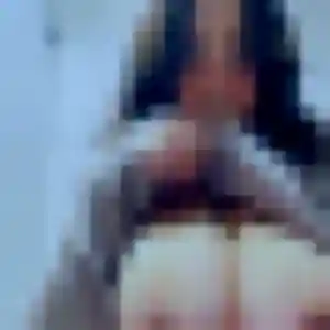 Photo privée de Svetlana, 43 ans à Saint-Priest-Bramefant - rencontre sans lendemain