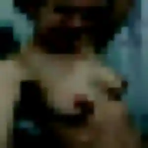 Jolie Clementine, 22 ans à Saint-Rémy-des-Monts - la contacter