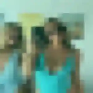 Emmanuelle, 40 ans, dispo pour plan cul à Saint-Rémy-des-Monts