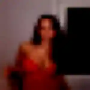 Zoe de Saint-Roch, 28 ans - plan cul sans prise de tête