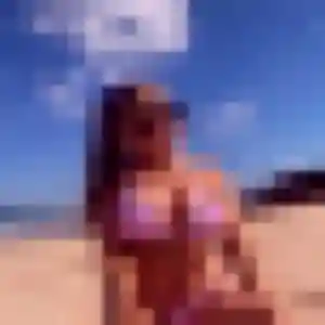 Estee, 29 ans, connectée à Saint-Romain-en-Gier pour une rencontre coquine