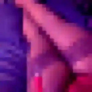Ursula (27 ans) à Saint-Sauveur-le-Vicomte cherche un plan cul rapidement