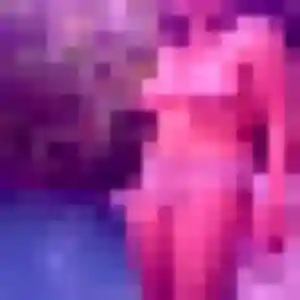 Bertille, 24 ans, connectée à Saint-Savinien pour une rencontre coquine