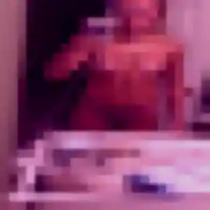 Charmante Nicole, 28 ans à Saint-Thurien - voir sa photo