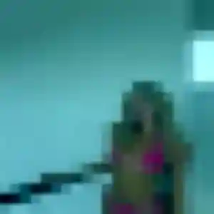 Julie (23 ans) à Saint-Urbain cherche un plan cul ce soir
