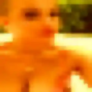 Profil de Roxane à Saint-Urbain-Maconcourt (23 ans) - plan cul discret