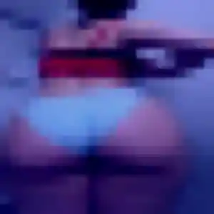 Giulia, 33 ans, cherche un plan cul à Saint-Venant