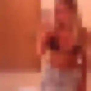 Charmante Celia, 42 ans à Saint-Vincent-de-Connezac - voir sa photo
