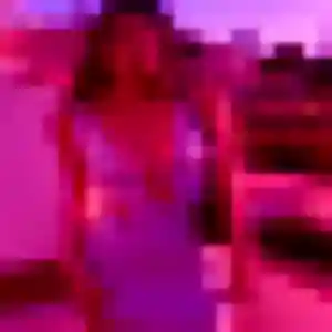 Contacte Nora, 27 ans à Saint-Yan gratuitement