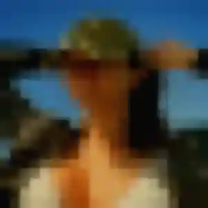 Rejoins Yvonne, 22 ans à Sainte-Euphémie gratuitement