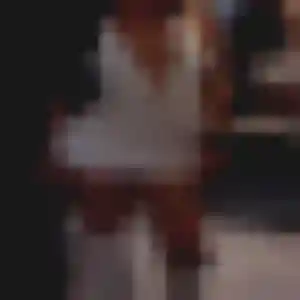 Clotilde, femme de 34 ans propose plan cul à Sainte-Gemmes-sur-Loire