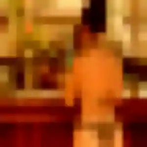 Bettina, femme de 23 ans cherche plan cul à Sainte-Marie-de-Ré