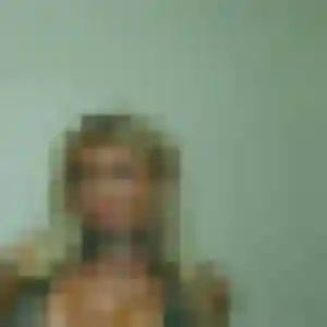 Rejoins Brigitte, 25 ans à Sainte-Marie-la-Blanche gratuitement