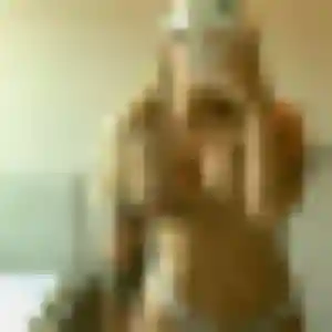 Karima, 32 ans, en ligne à Sainte-Radégonde-des-Noyers pour un plan cul