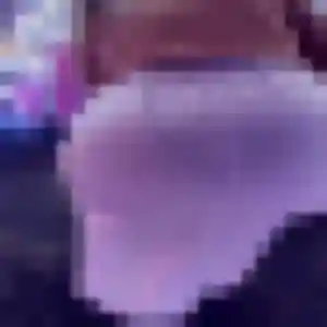 Henriette, 43 ans, connectée à Salans pour une rencontre coquine