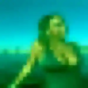 Rejoins Lily, 28 ans à Sarlat-la-Canéda gratuitement