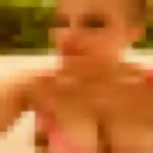 Brigitte, 30 ans, connectée à Sarroux - Saint Julien pour une rencontre coquine