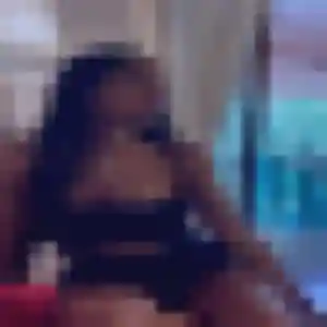 Rejoins Zephyrine, 43 ans à Saulnières gratuitement