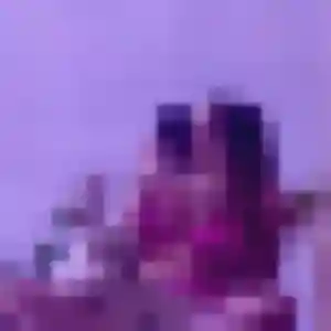 Blanche, 25 ans, connectée à Savigny-le-Sec pour une rencontre coquine