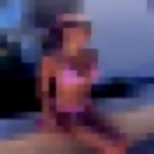 Pauline (40 ans) à Scey-sur-Saône-et-Saint-Albin cherche un plan cul ce soir