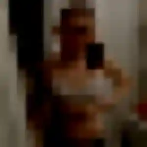 Zineb (45 ans) à Scorbé-Clairvaux cherche une rencontre rapidement