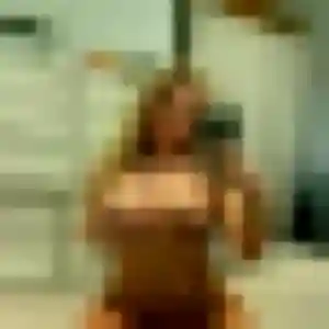 Isabelle, 38 ans, connectée à Seillons-Source-d'Argens pour une rencontre coquine
