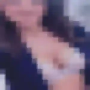 Anne, fille de 22 ans propose plan cul à Sermérieu
