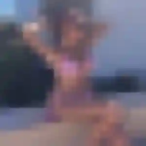 Belle Justine, 34 ans à Seyssins - voir sa photo
