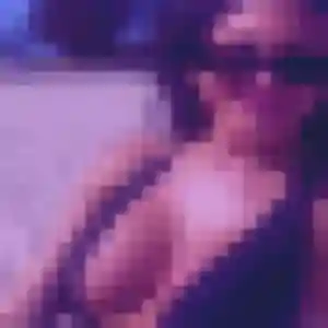 Kenza de Sideville, 26 ans - plan cul discret