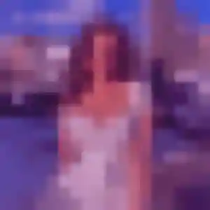 Rejoins Claire, 23 ans à Simiane-la-Rotonde en privé