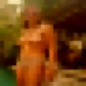 Contacte Flore, 32 ans à Spycker en t'inscrivant