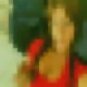 Rejoins Cyrielle, 22 ans à Surat en t'inscrivant