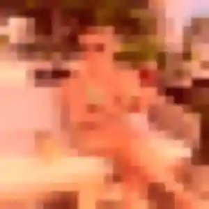 Photo de Dounia à Surin (32 ans) - plan cul discret