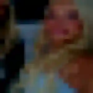 Geneve, 25 ans, connectée à Tessancourt-sur-Aubette pour une rencontre coquine
