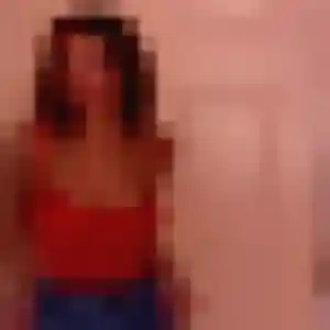 Kelly, 37 ans, dispo pour plan cul à Theix-Noyalo